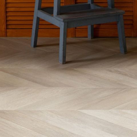 Плитка ПВХ замковая SPC (каменно-полимерная) VINILAM Parquet Chevron Шеврон Сезар RI4445118CL4 34кл (8.5х305х1293мм) 1,58м² 1/4