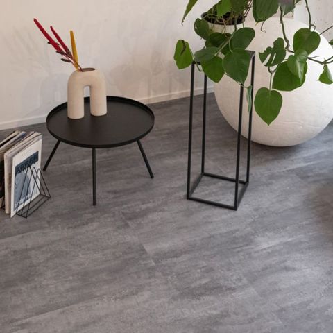 Плитка ПВХ клеевая LVT (кварц-виниловая) VINILAM Ceramo Stone Glue Цемент серый 71616 43кл (2,5х480х950мм) 4,56м² 1/10