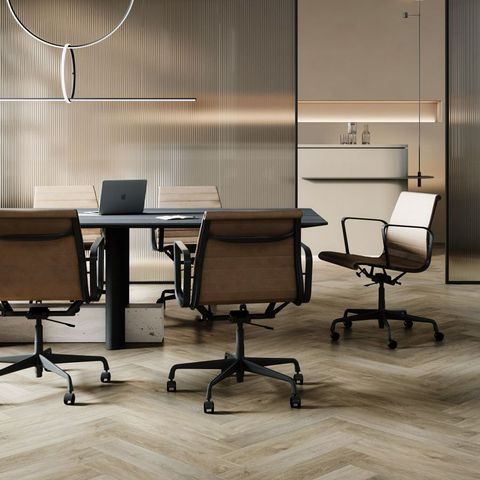 Плитка ПВХ замковая SPC (каменно-полимерная) FARGO Parquet Дуб Классик 33-JC18002-1 43кл (4х123х615мм) 1,513м² 1/20
