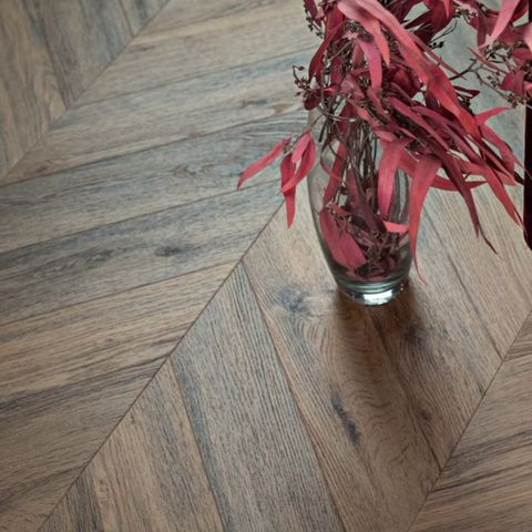 Плитка ПВХ замковая SPC (каменно-полимерная) VINILAM Parquet Chevron Шеврон Лувр I107516CL4 34кл (8.5х305х1293мм) 1,58м² 1/4